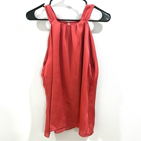 Violet and Claire rose halter blouse size large - Picture 3 of 7